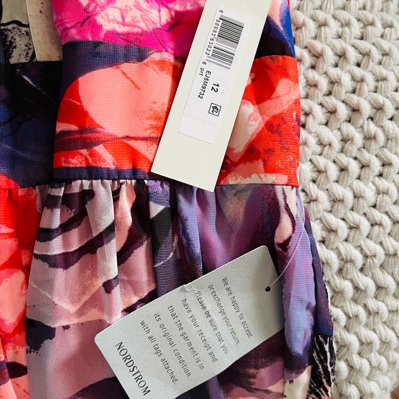 Eliza J Floral Chiffon Halter Maxi Dress✨🌷 - Picture 9 of 16